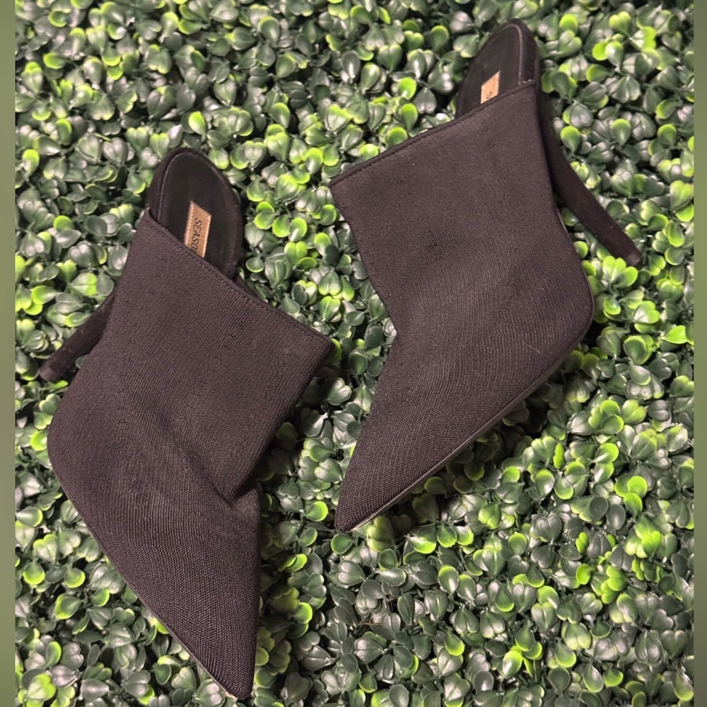 YEEZY Season 6 Black Knit Pointed Toe Mules Size 36